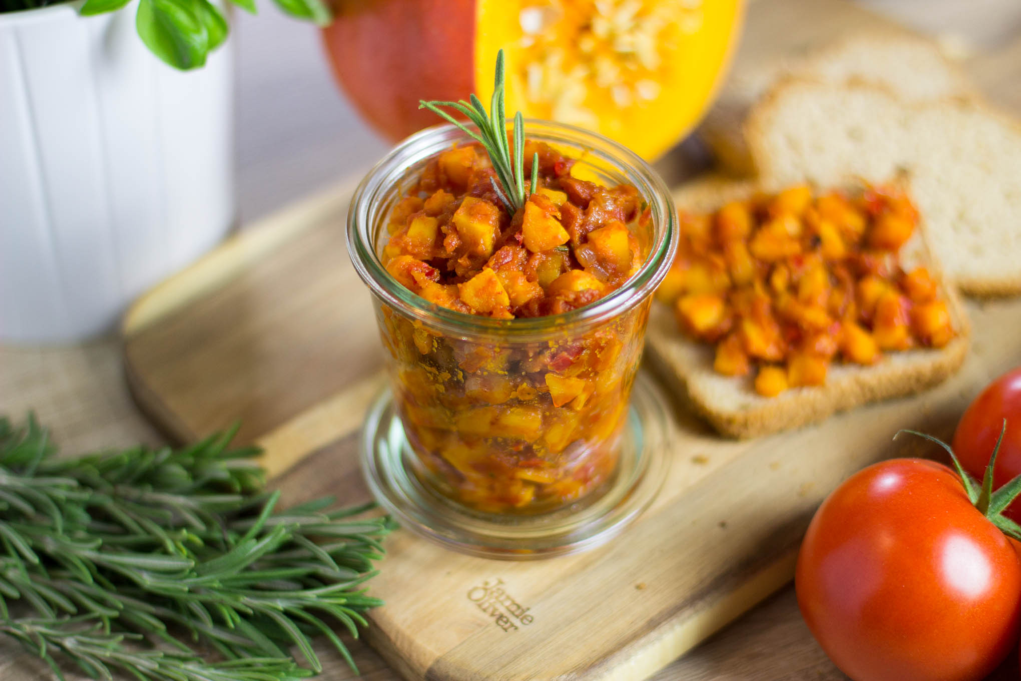 Veganer Kurbis Tomaten Brotaufstrich All About Chrissi 